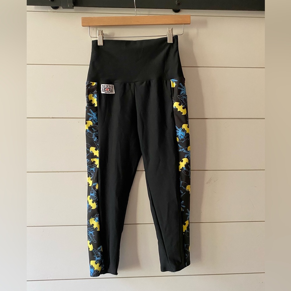 Derby Kiss Roller Derby Capri Leggings Batman Print Small-Medium